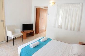 Saint George Hotel 라도스 외부 사진